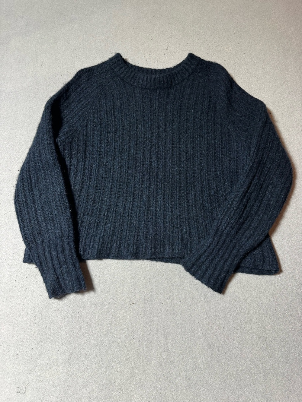 Cashmere Women's Cozy Ribbed Crewneck Sweater - Navy - Size M